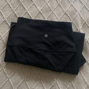 Black Lululemon Aligns in size 2
